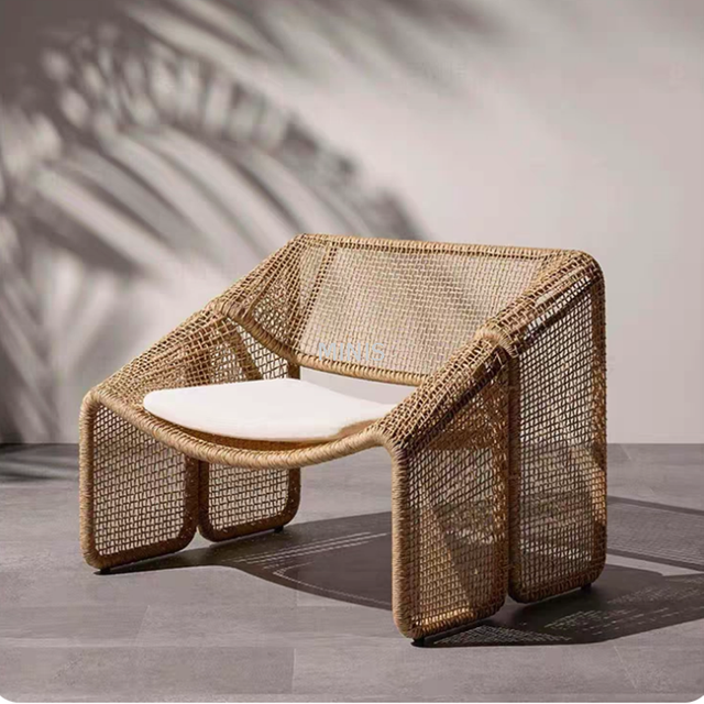 Outdoor Good Quality Light Portable Garden Chair With Cushion